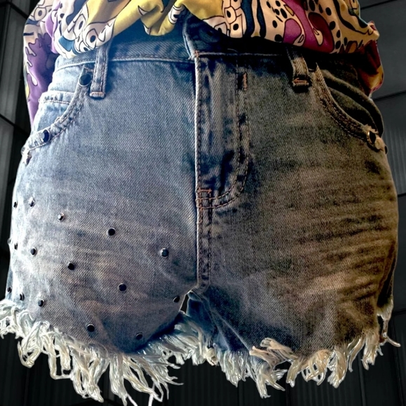 Vanilla Star Pants - 3/$25 Vanilla Star Jean Shorts. Size 3.